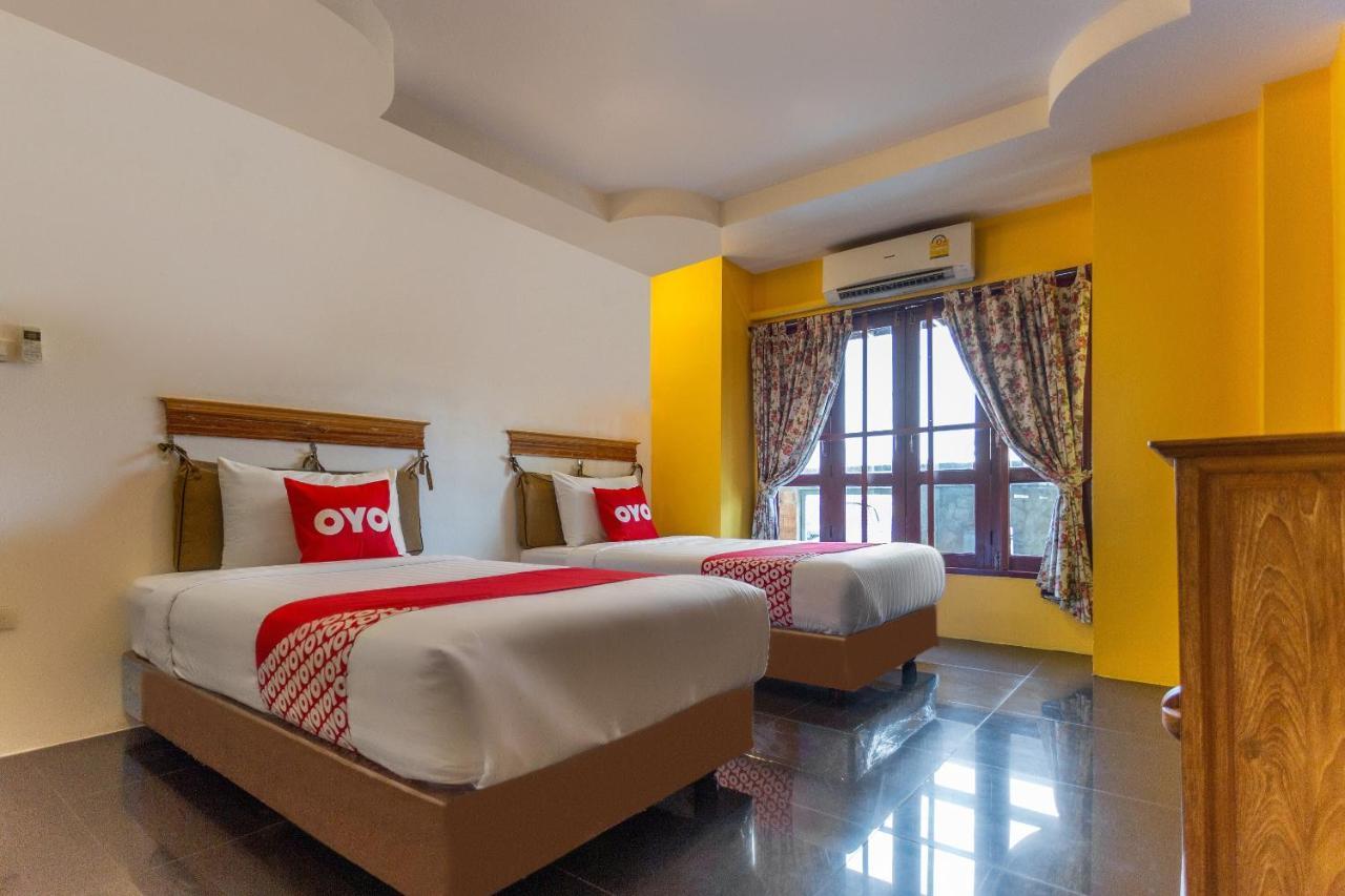 Yellow Tique Hotel Lampang Esterno foto
