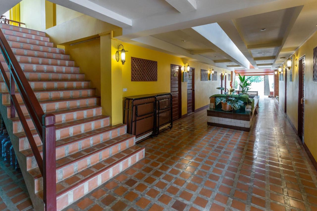 Yellow Tique Hotel Lampang Esterno foto