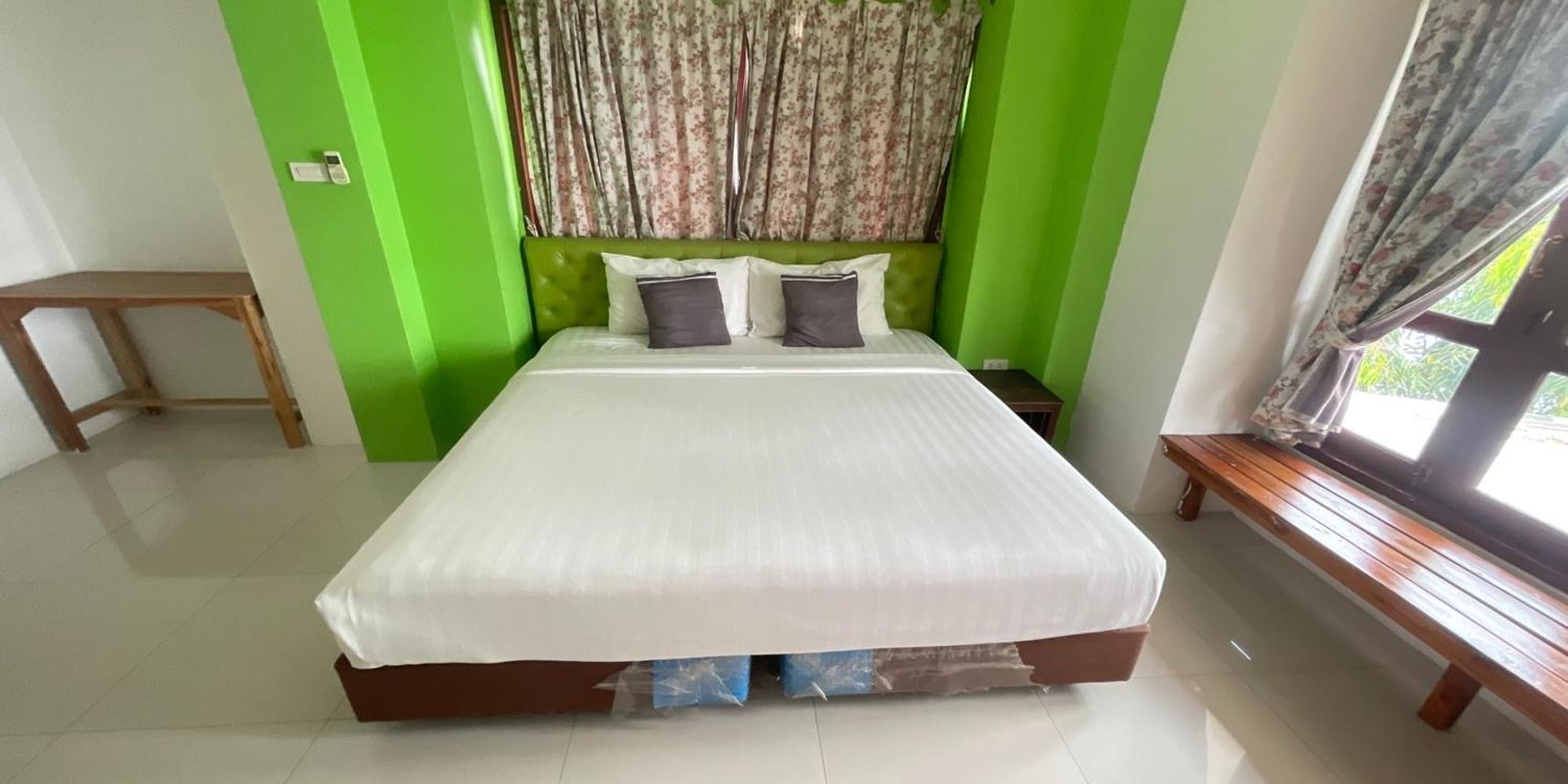 Yellow Tique Hotel Lampang Esterno foto