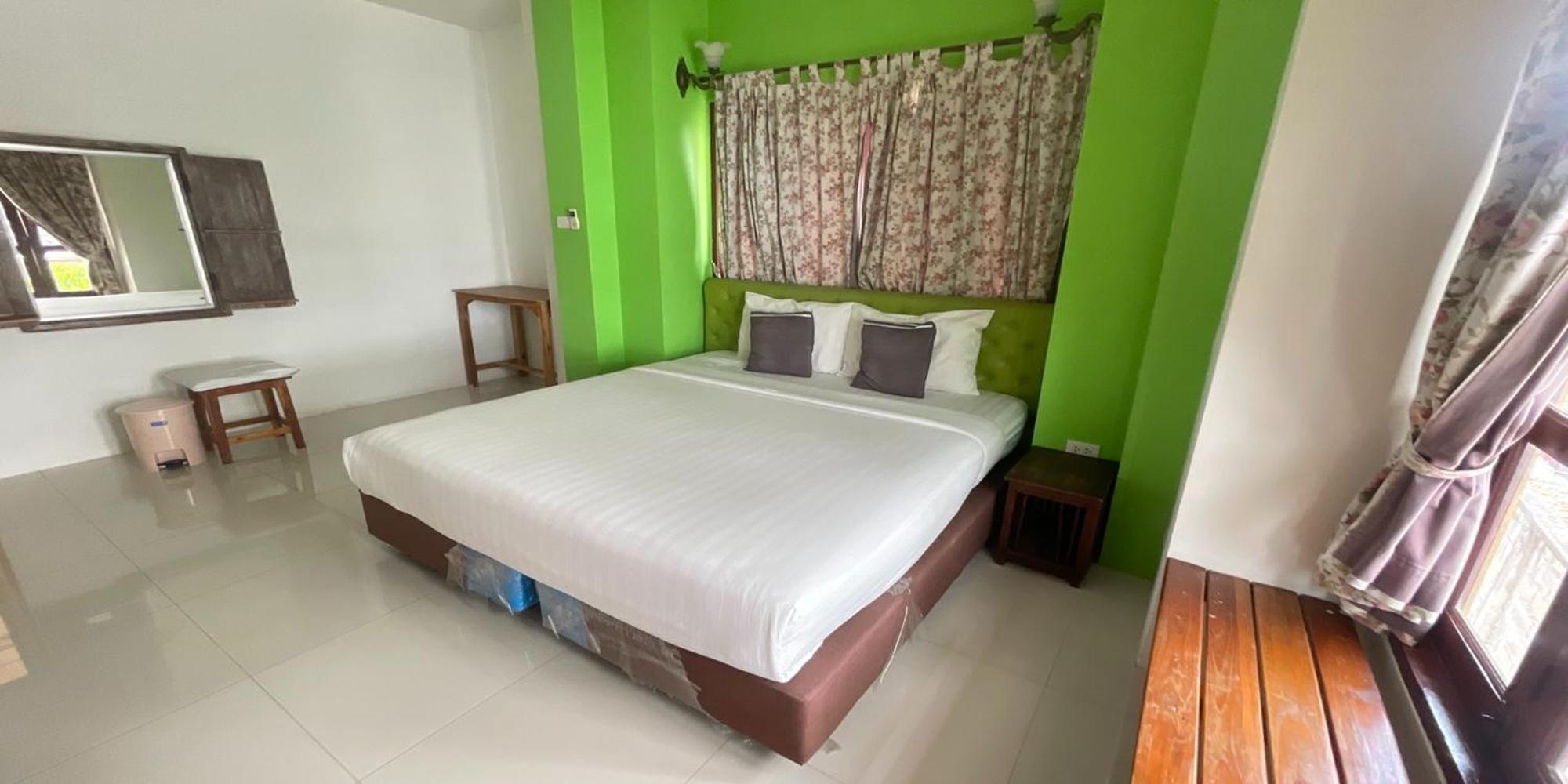 Yellow Tique Hotel Lampang Esterno foto