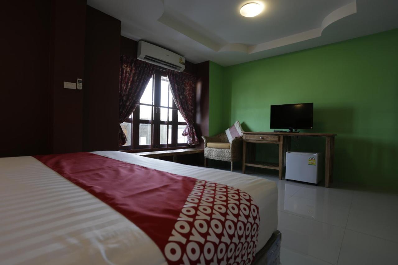Yellow Tique Hotel Lampang Esterno foto