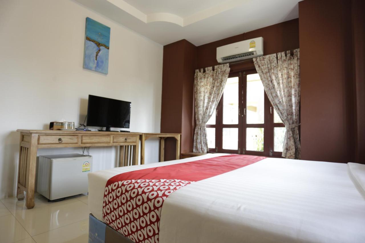 Yellow Tique Hotel Lampang Esterno foto